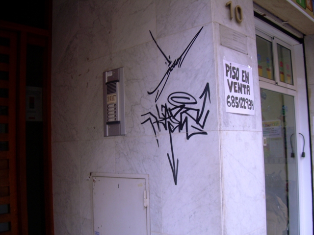 Comunidad de vecinos graffiti 7
